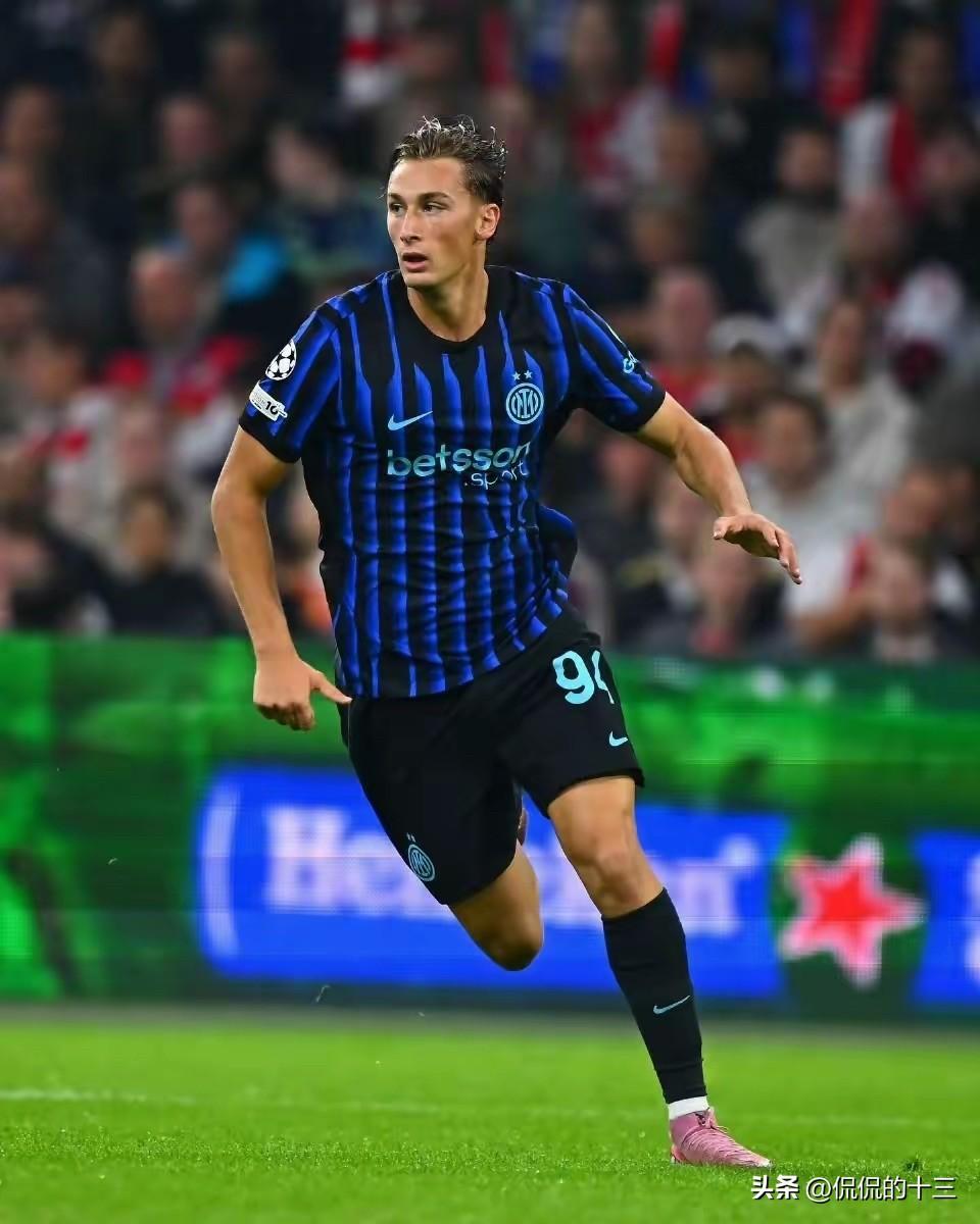 九游下载 -清晨费耶诺德备战西甲，回应争议细节曝光，震撼外界，轮换策略成焦点的简单介绍